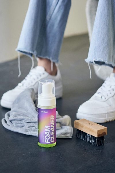 Универсальная пена для обуви Foam Cleaner 150 ml 0020001 фото