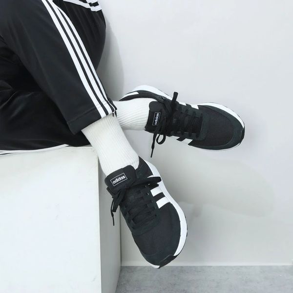 Чоловічі кросівки adidas Run 60s 2.0 Black FZ0961 FZ0961 фото