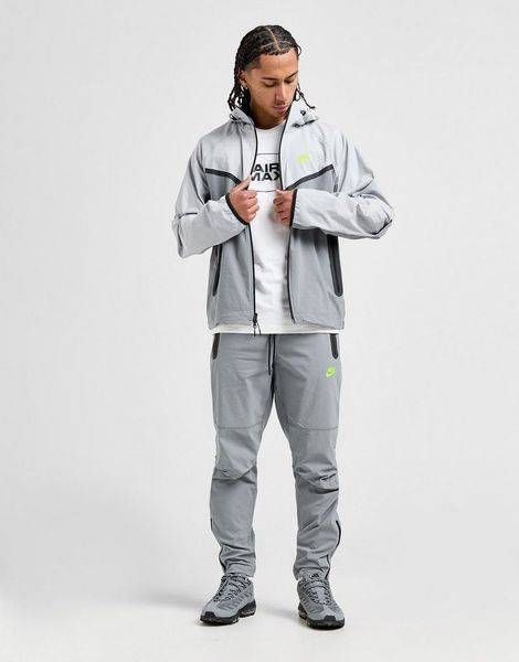 Куртка Nike Tech Woven Full-Zip Windrunner HV6514-065 HV6514-065 фото