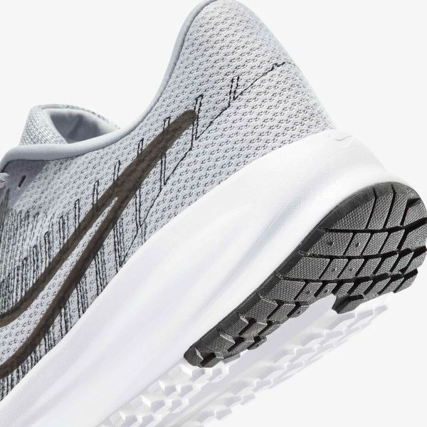 Кросівки Nike Run Defy HM9594-003 HM9594-003 фото