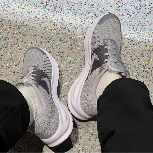 Кроссовки Nike Run Defy HM9594-003 HM9594-003 фото