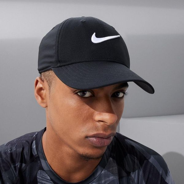 Чоловіча кепка Nike Dri-FIT Club Cap FB5625-010 FB5625-010 фото