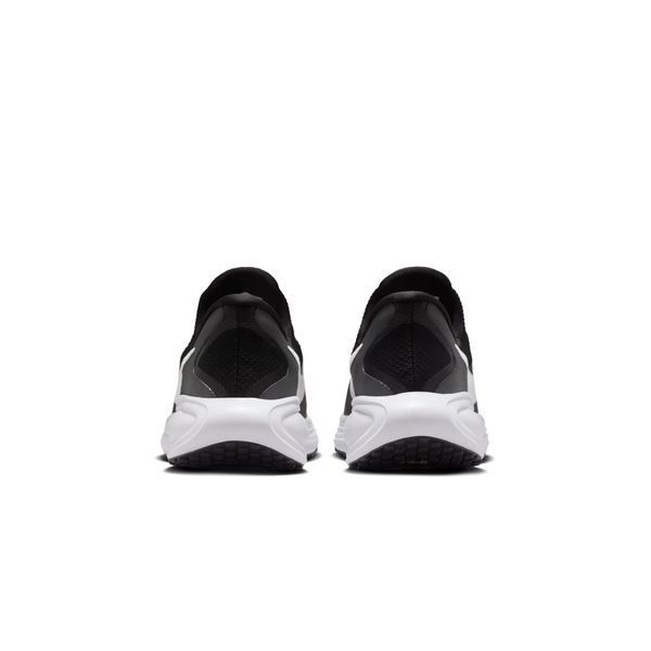Кросівки Nike Revolution 8 EasyOn (HQ2414-001) HQ2414-001 фото